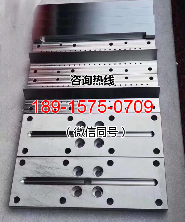 熔噴布噴(pēn)絲板,熔噴(pēn)布是口罩的“心髒” 熔噴布噴絲板,熔噴(pēn)布是口罩的“心髒”